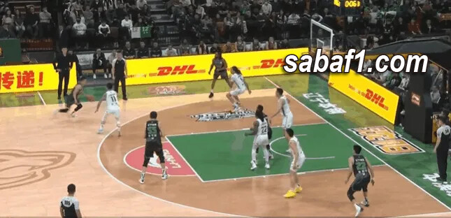 關頭力挽狂